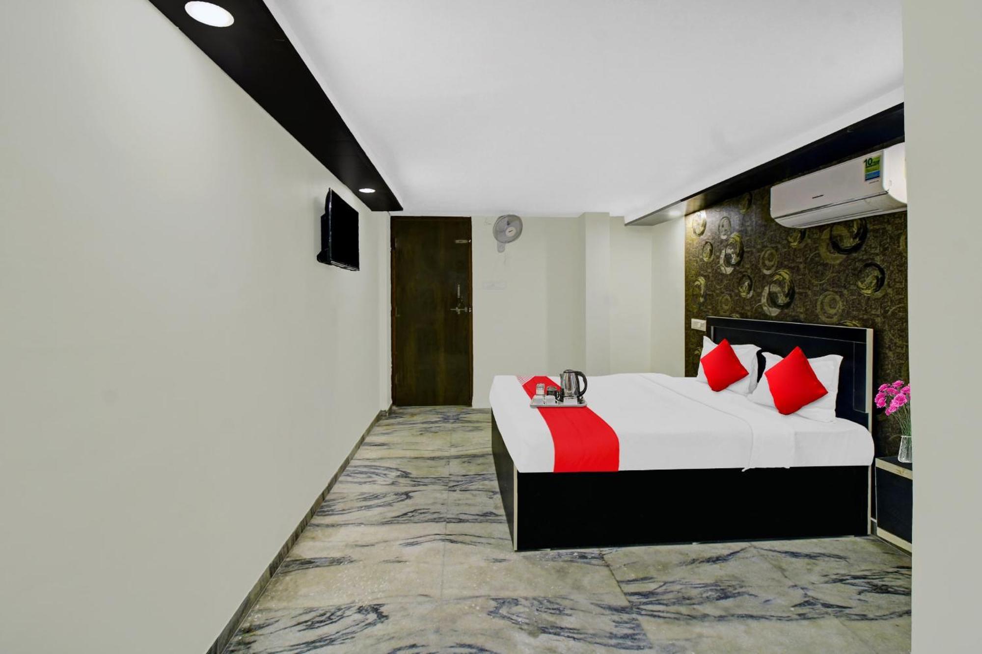 Hotel O Gopika Stay Inn Наґпур Екстер'єр фото